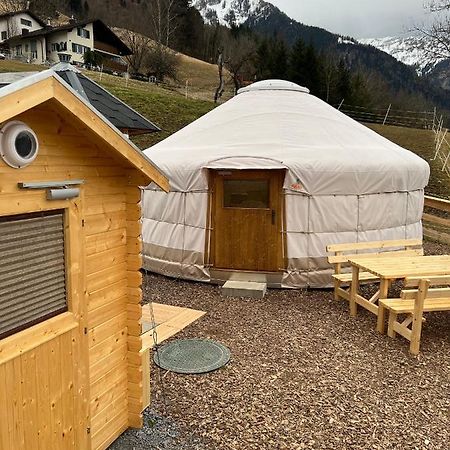 Hotel Jurte beim Lama-&Alpakahof Triesenberg Exterior foto