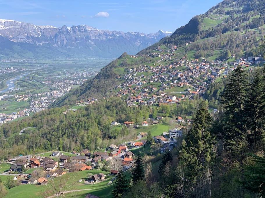 Jurte beim Lama-&Alpakahof Triesenberg Exterior foto